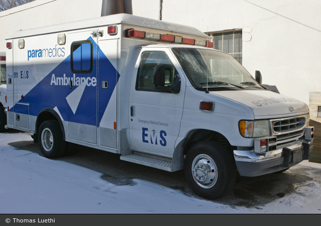 Toronto - EMS - Ambulance xxx (a.D.)