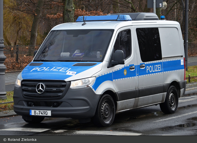 B-7490 - MB Sprinter 316 CDI - DHuFüKW