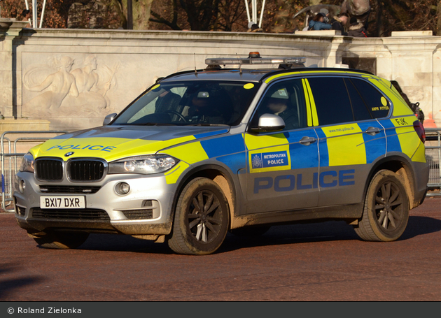 London - Metropolitan Police Service - Specialist Firearms Command - FuStW - FJK
