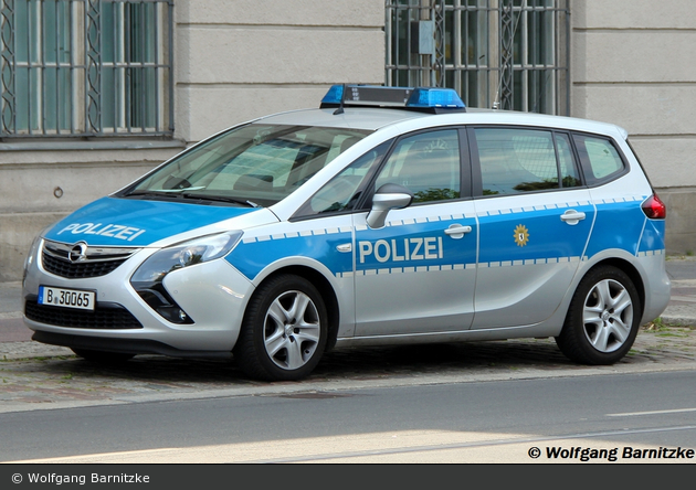 B-30065 - Opel Zafira Tourer - FuStW