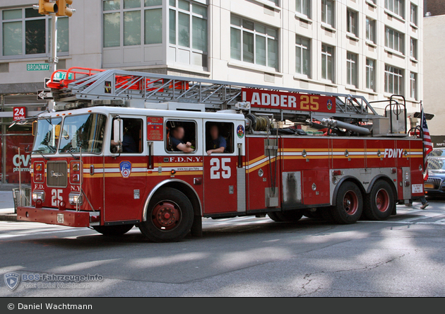 FDNY - Manhattan - Ladder 025 - DL