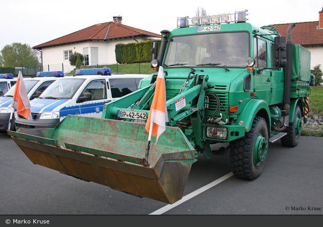 BP42-542 - MB Unimog U 2150 L - ZumiLa