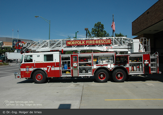 Norfolk - FD - Ladder 7