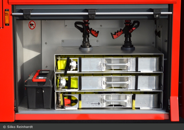 Florian Lübeck Flughafen Fox 2