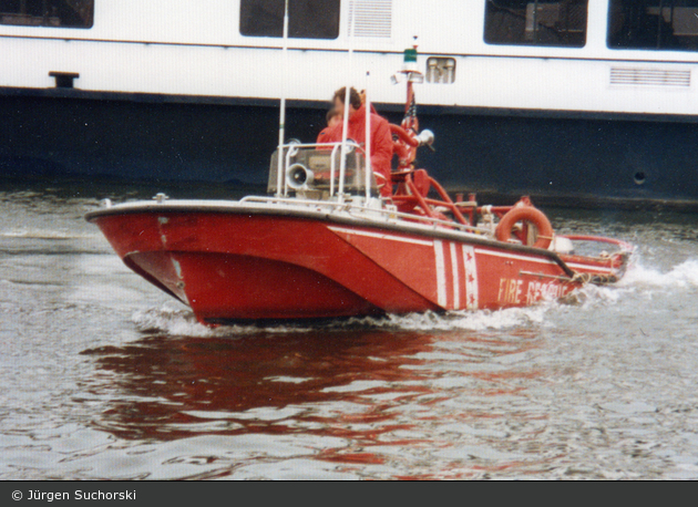 Washington D.C. - District of Columbia Fire and Emergency Medical Services Department - Fireboat 002 (a.D.)