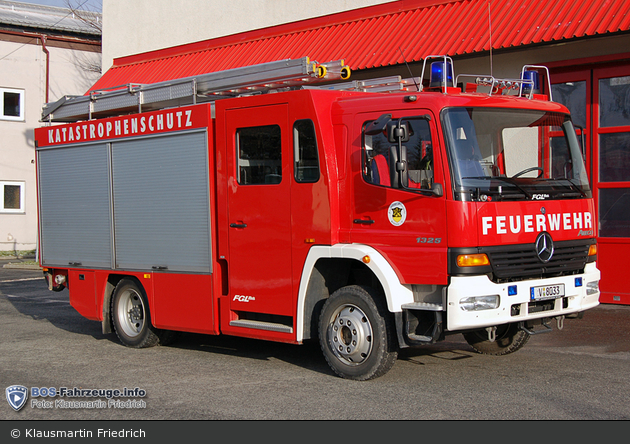 Florian Schöneck 11/44-01
