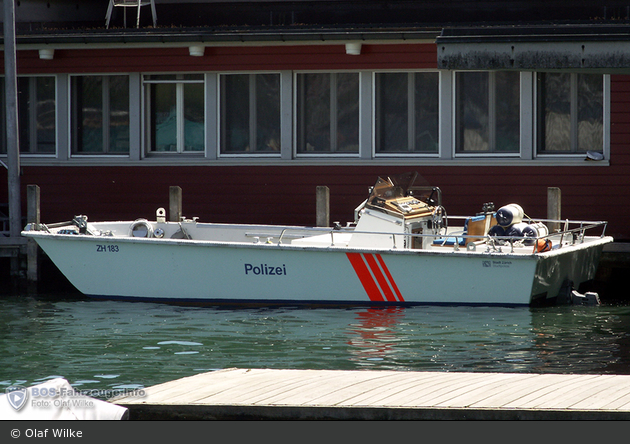 Zürich - StaPo - Wasserschutzpolizei - Tauchschiff