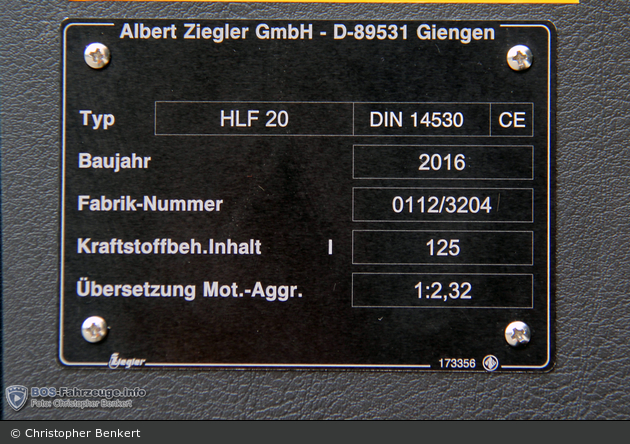 Florian Trier 02/46-01