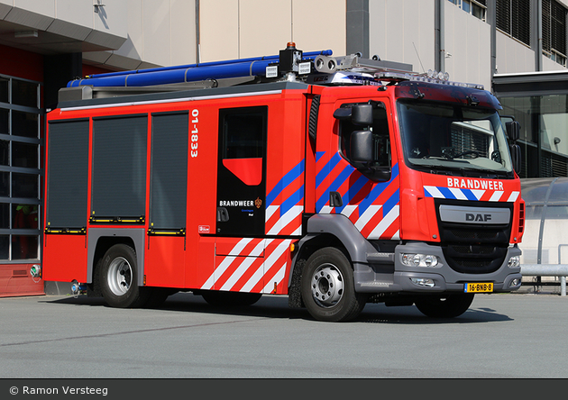 Groningen - Brandweer - HLF - 01-1833