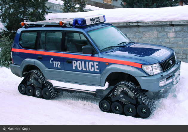 Zermatt - StaPo - Patrouillenwagen