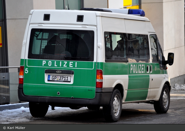 BPD Böblingen - Ford Transit 125 T 330 - HGruKW (GP-3711)