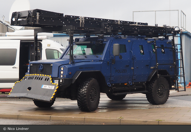 HH-7432 - Achleitner HMV Survivor 1 - SW