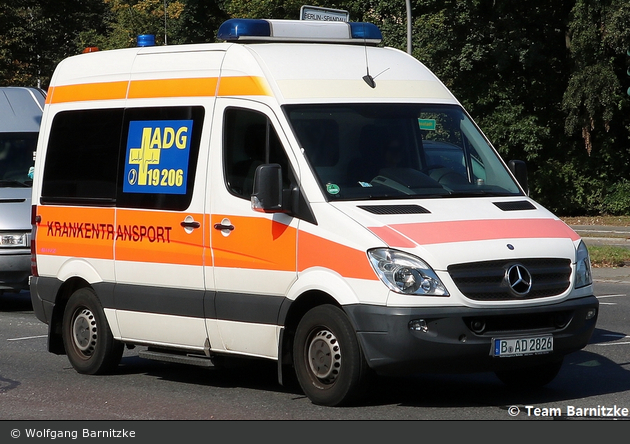 Krankentransport ADG - KTW (B-AD 2826)