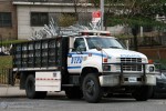 NYPD - Queens - Barriers Section - LKW 9856