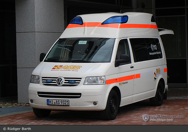 Rettungsdienst Hildesheim 78/93-21 (a.D.)