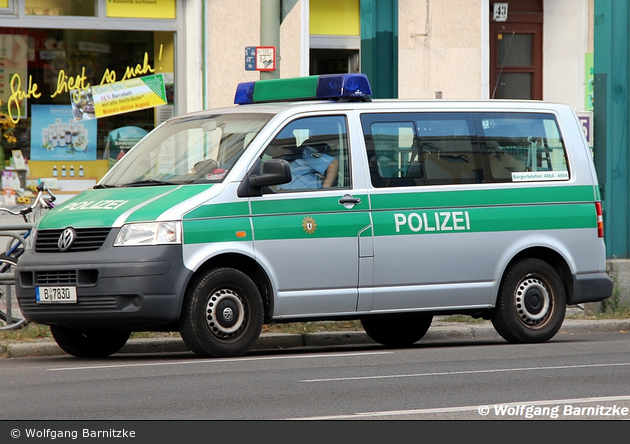 B-7830 - VW T5 - Kleinbus mit Funk