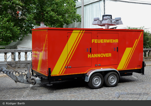Einsatzfahrzeug: Florian Hannover 07/xx-02 - Notstrom-Anh - BOS-Fahrzeuge -  Einsatzfahrzeuge und Wachen weltweit