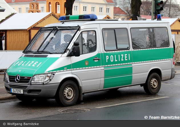 B-7298 - MB Sprinter 311 CDI - GruKW