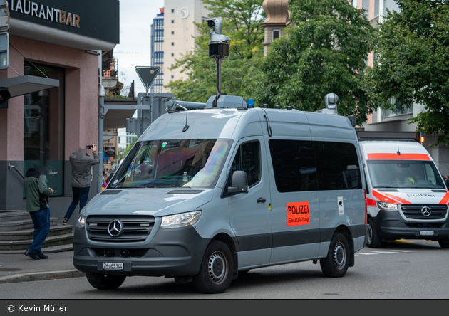 Zürich - StaPo - Ordnungspolizei - Mobile Einsatzzentrale