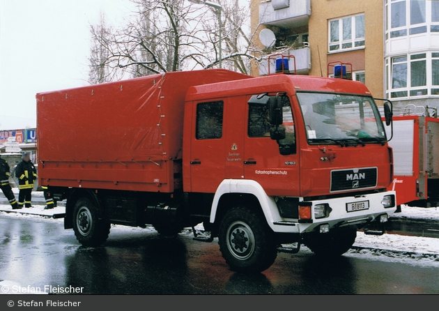 Florian Berlin LKW Dekon-P B-8113