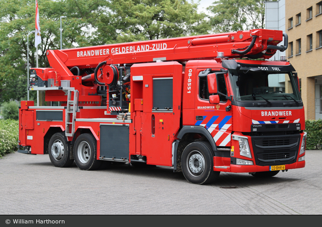 Tiel - Brandweer - TMF - 08-8551