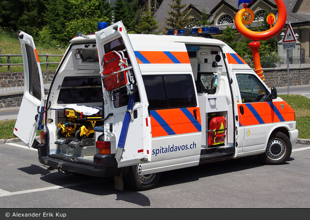 Davos - Spital Davos Rettungsdienst - KTW - Dumeni 3