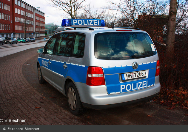 HH-7266 - VW Touran - FuStW (a.D.)
