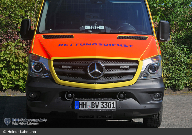 Florian Hamburg NEF (HH-BW 3301)