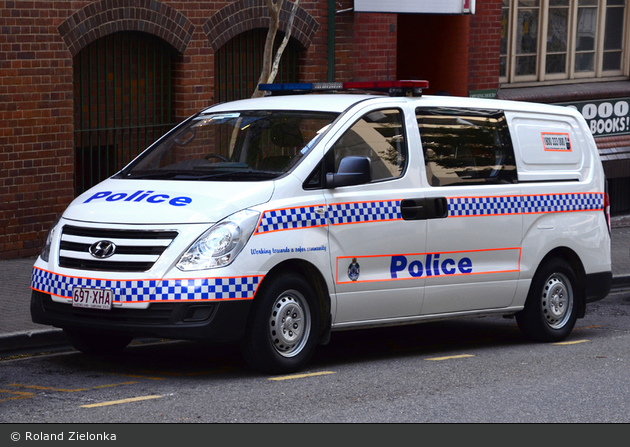 Brisbane - Queensland Police Service - HGruKw