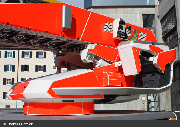 Florian Ingolstadt 01/30-01