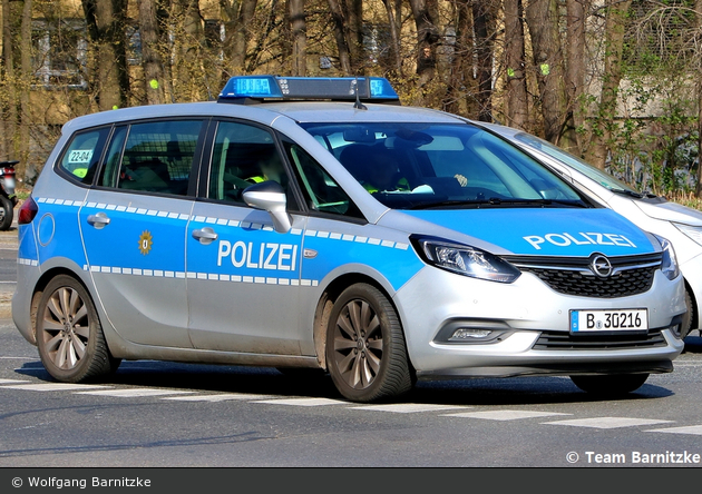 B-30216 - Opel Zafira - FuStW