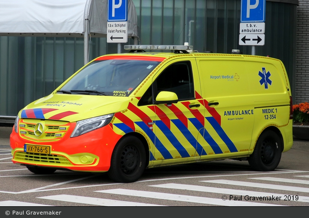 Schiphol - Airport Medical Services - NEF - 12-354
