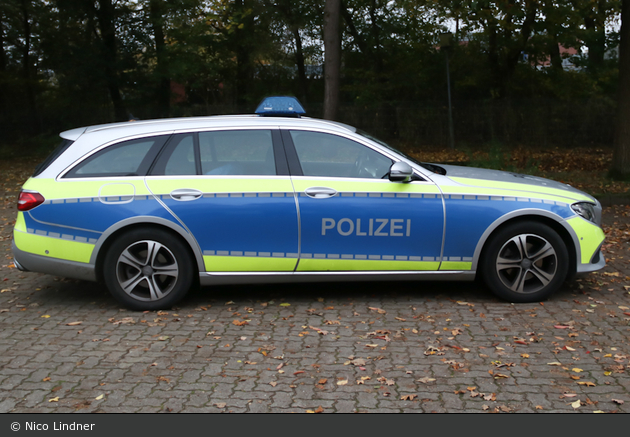 Polizei - MB E-Klasse T-Modell - FuStW