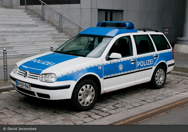 BP19-947 - VW Golf Variant - FuStW