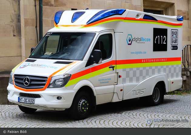 Rettung Esslingen 24/85-10 / 24/23-02