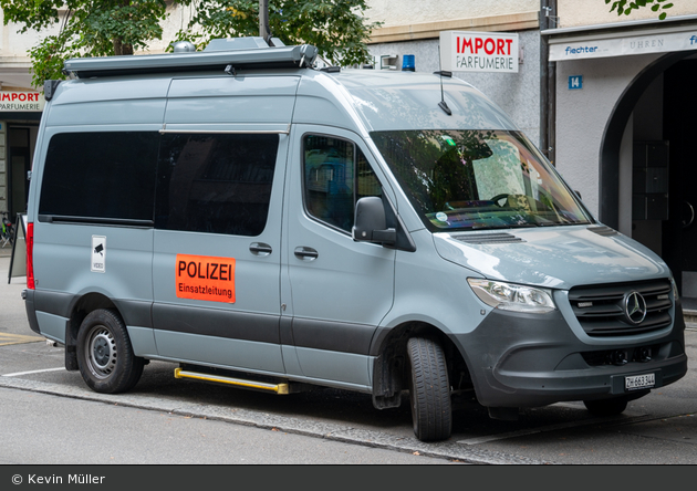 Zürich - StaPo - Ordnungspolizei - Mobile Einsatzzentrale