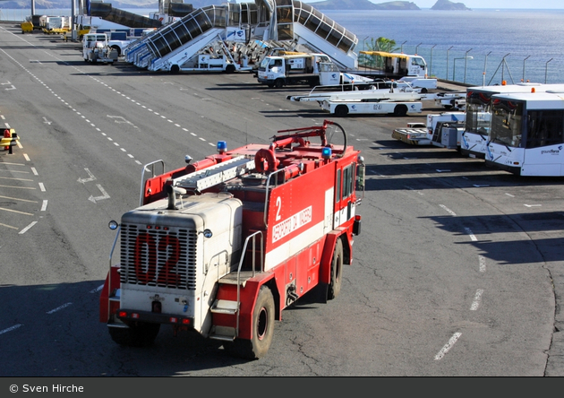 Santa Cruz - Bombeiros Aeroporto da Madeira - FLF - Crash 02