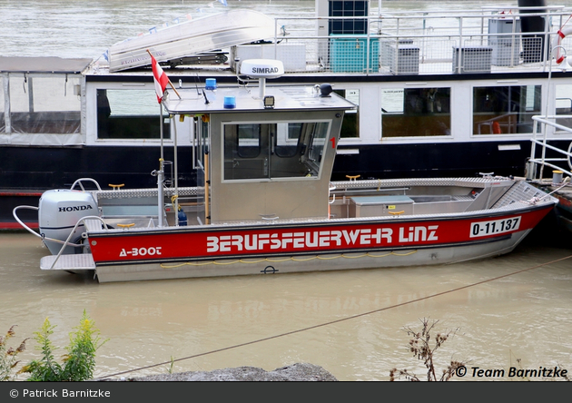 Linz - BF - A-BOOT - 0-11.137
