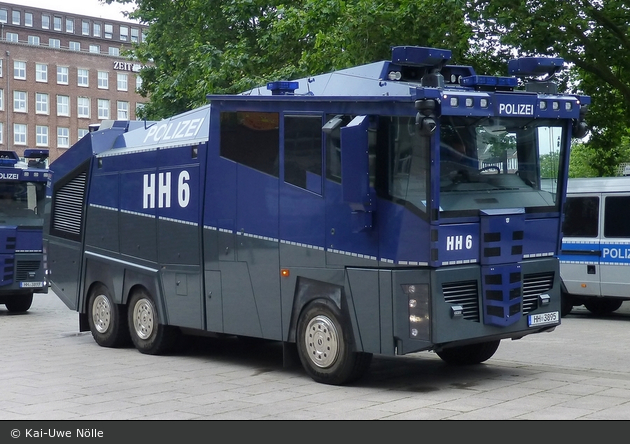 HH-3895 - MB Actros 3341 AK - WaWe 06