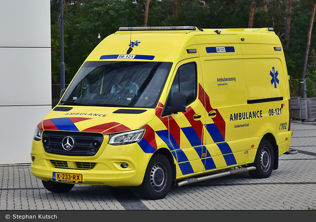 Nijmegen - Regionale Ambulancevoorziening Gelderland-Zuid - RTW - 08-121