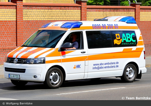 Krankentransport ABC Ambulance - VW T5 GP - KTW (B-VK 721)