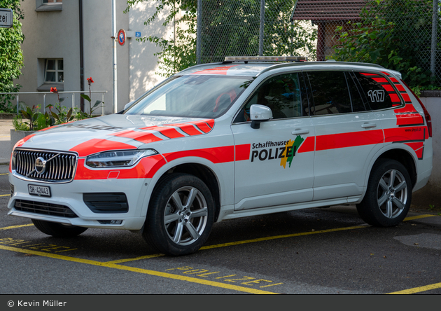 Neuhausen am Rheinfall - KaPo Schaffhausen - Patrouillenwagen