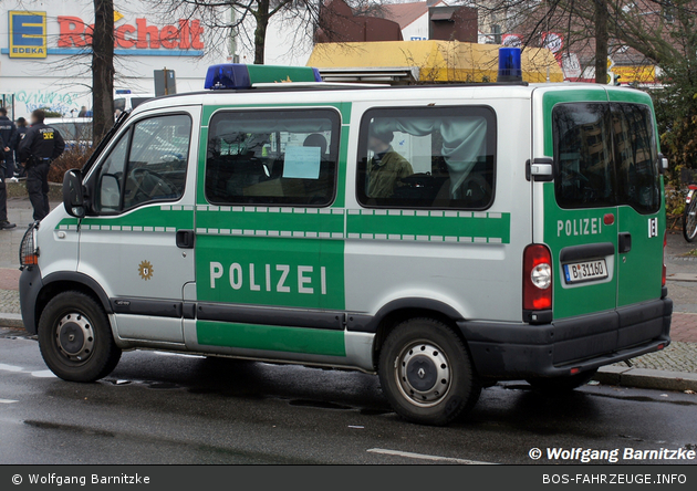 B-31160 - Renault Master - GruKW