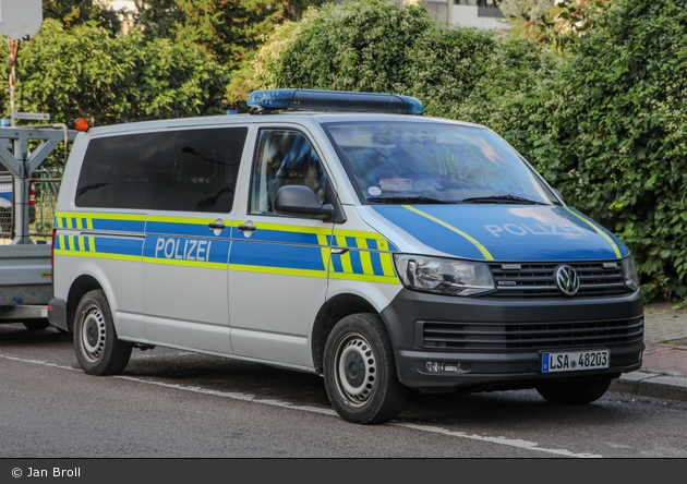LSA-48203 - VW Transporter T6 - HGruKw