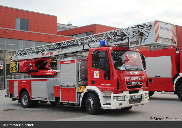 Florian Potsdam 02/33-01