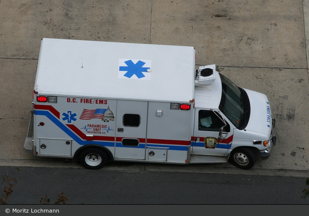 Washington D.C. - District of Columbia Fire and Emergency Medical Services Department - Ambulance 003 (a.D.)