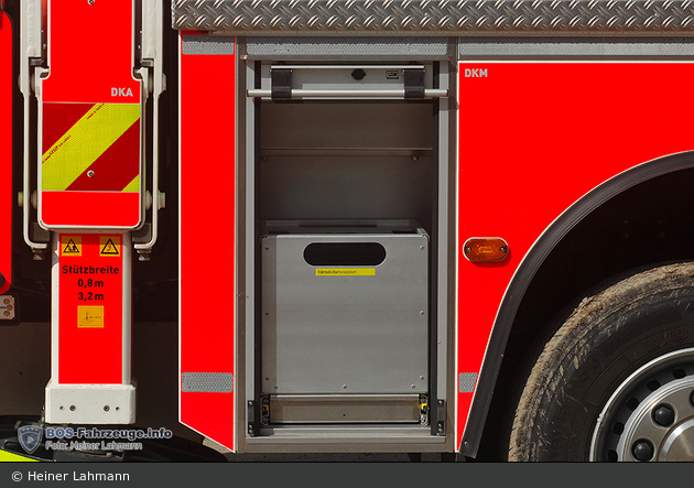 Florian Hamburg 32 TMF (HH-2964)