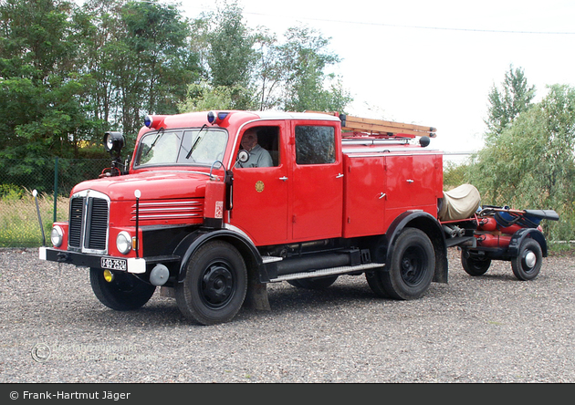 Zeithain - Sächsisches Feuerwehrmuseum - TLF 15 - Riesa