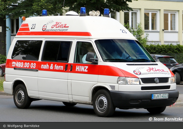 Krankentransport Hinz - KTW 23 (B-KT 4023)
