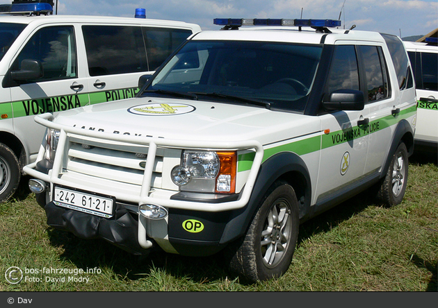 242 61-21 - Land Rover Discovery - FuStW